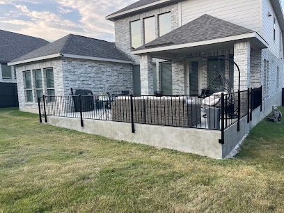 About fence staining service San Antonio