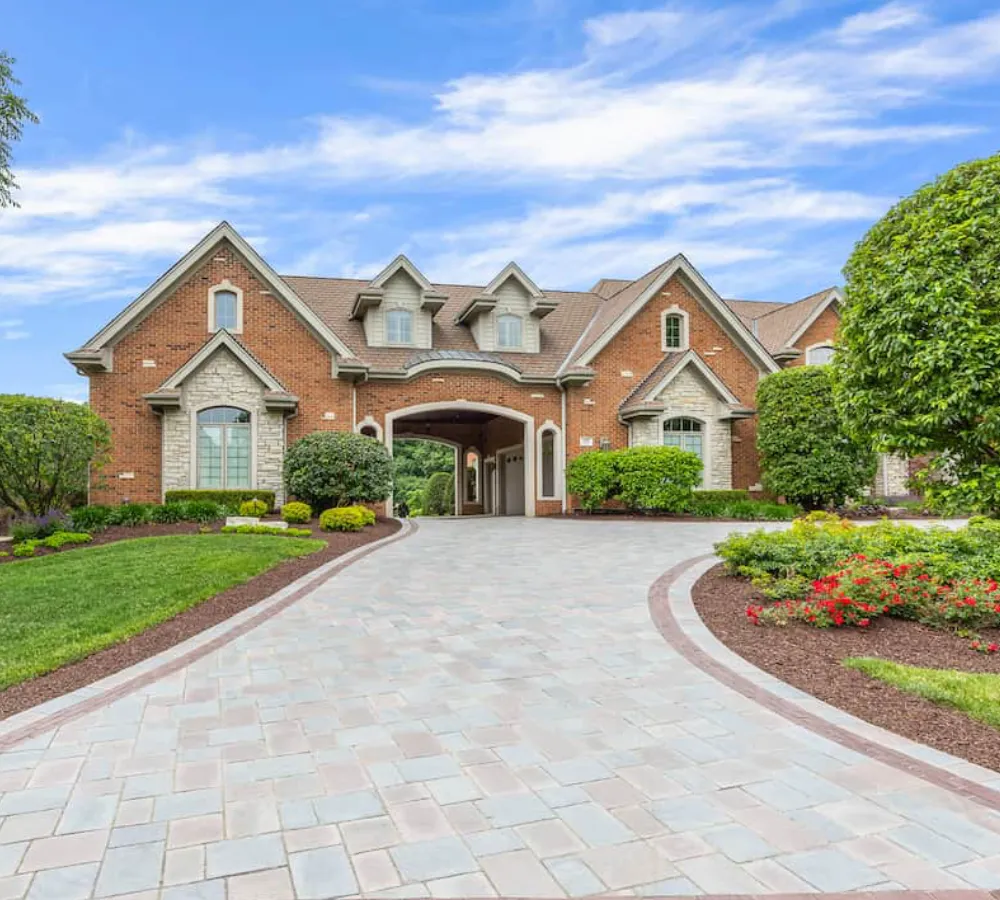 seasonal landscape maintenance Burr Ridge