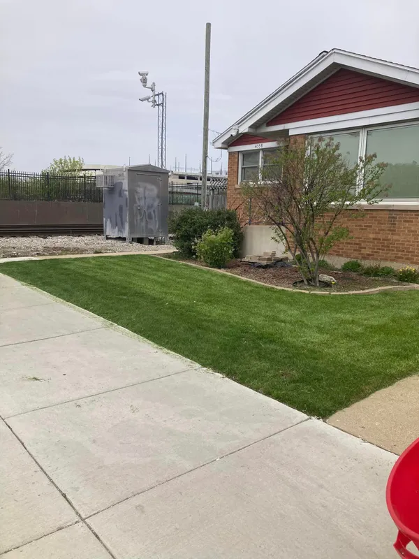 Gallery image 1 — weekly lawn maintenance near me