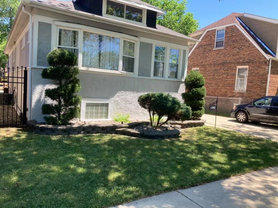 weekly lawn maintenance near me