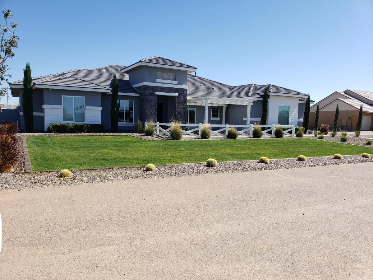 landscaping in Glendale