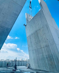 About emergency post-hurricane demolition in Fort Lauderdale