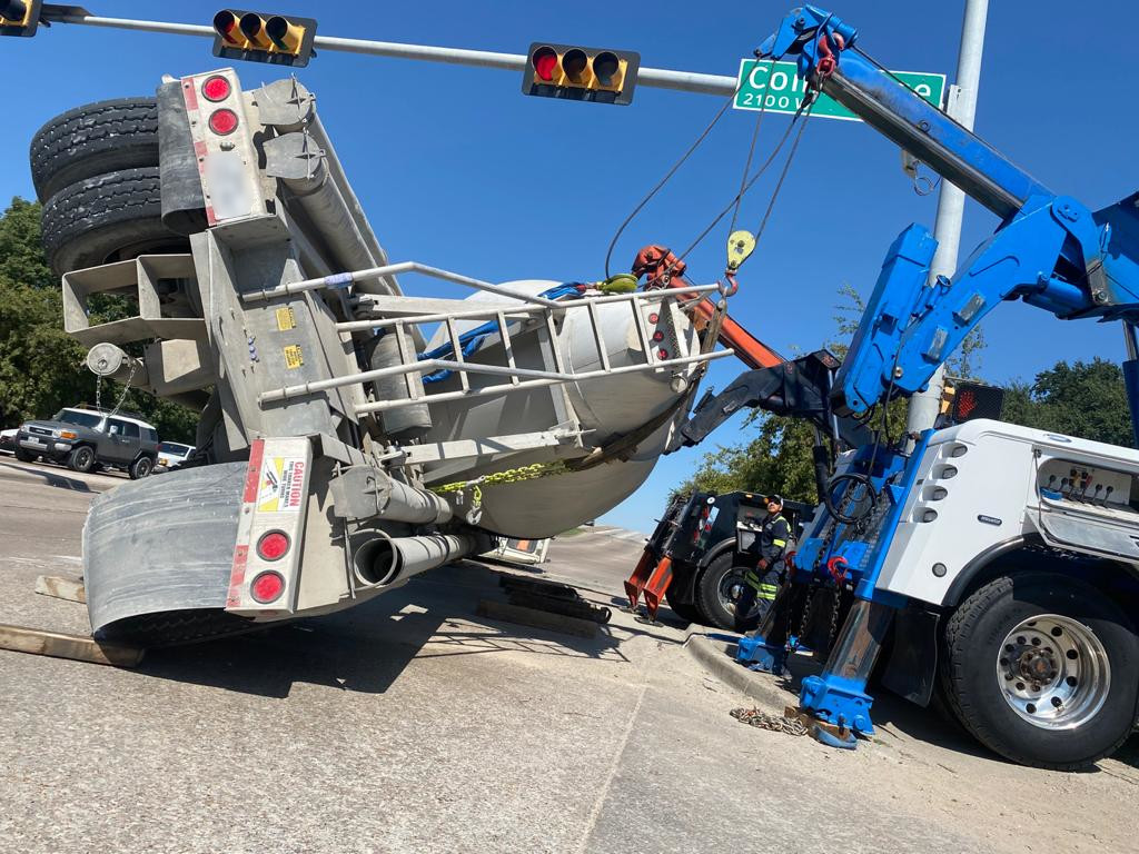 Gallery image 16 — light duty towing service Dallas