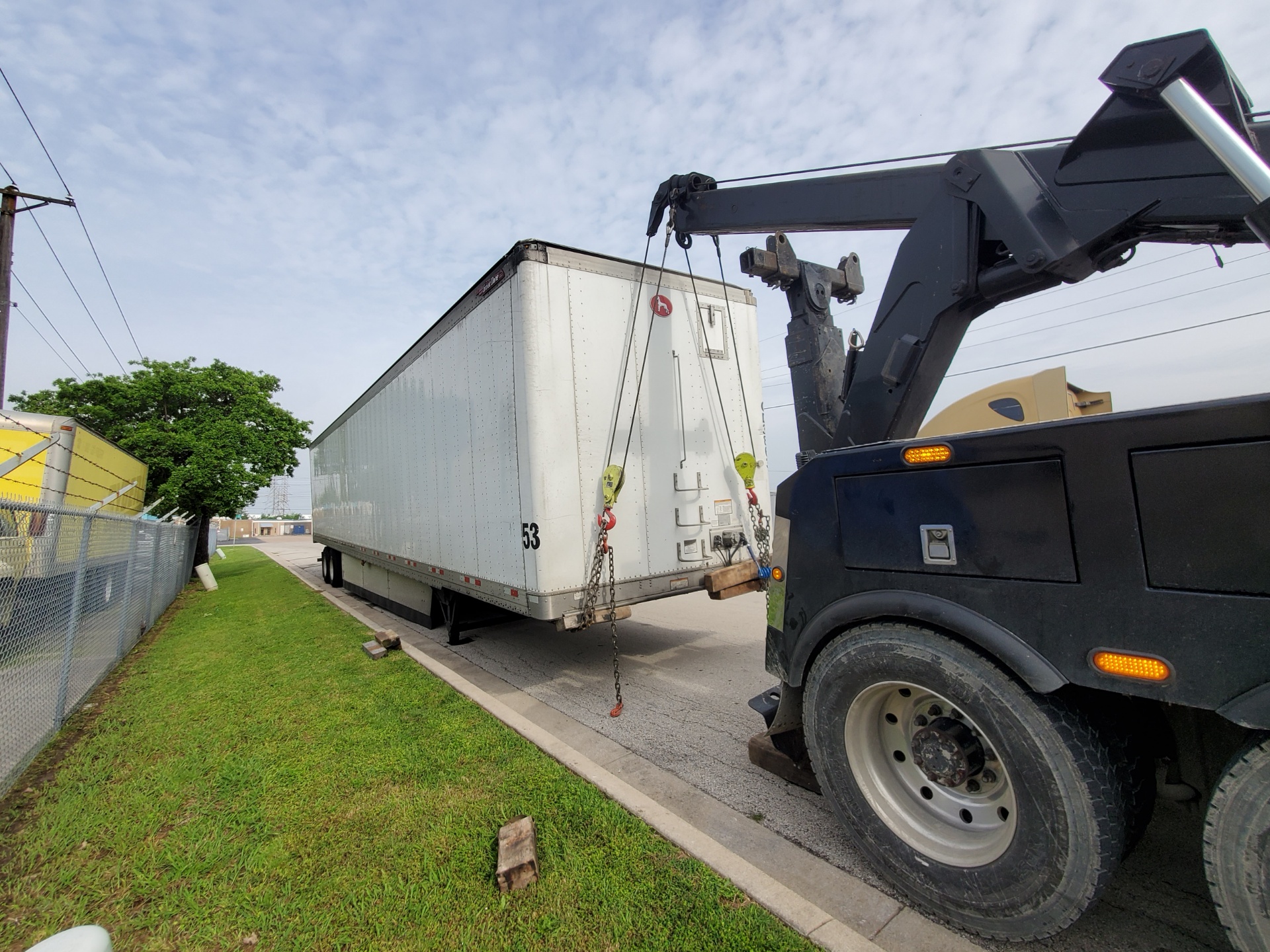 Gallery image 17 — light duty towing service Dallas