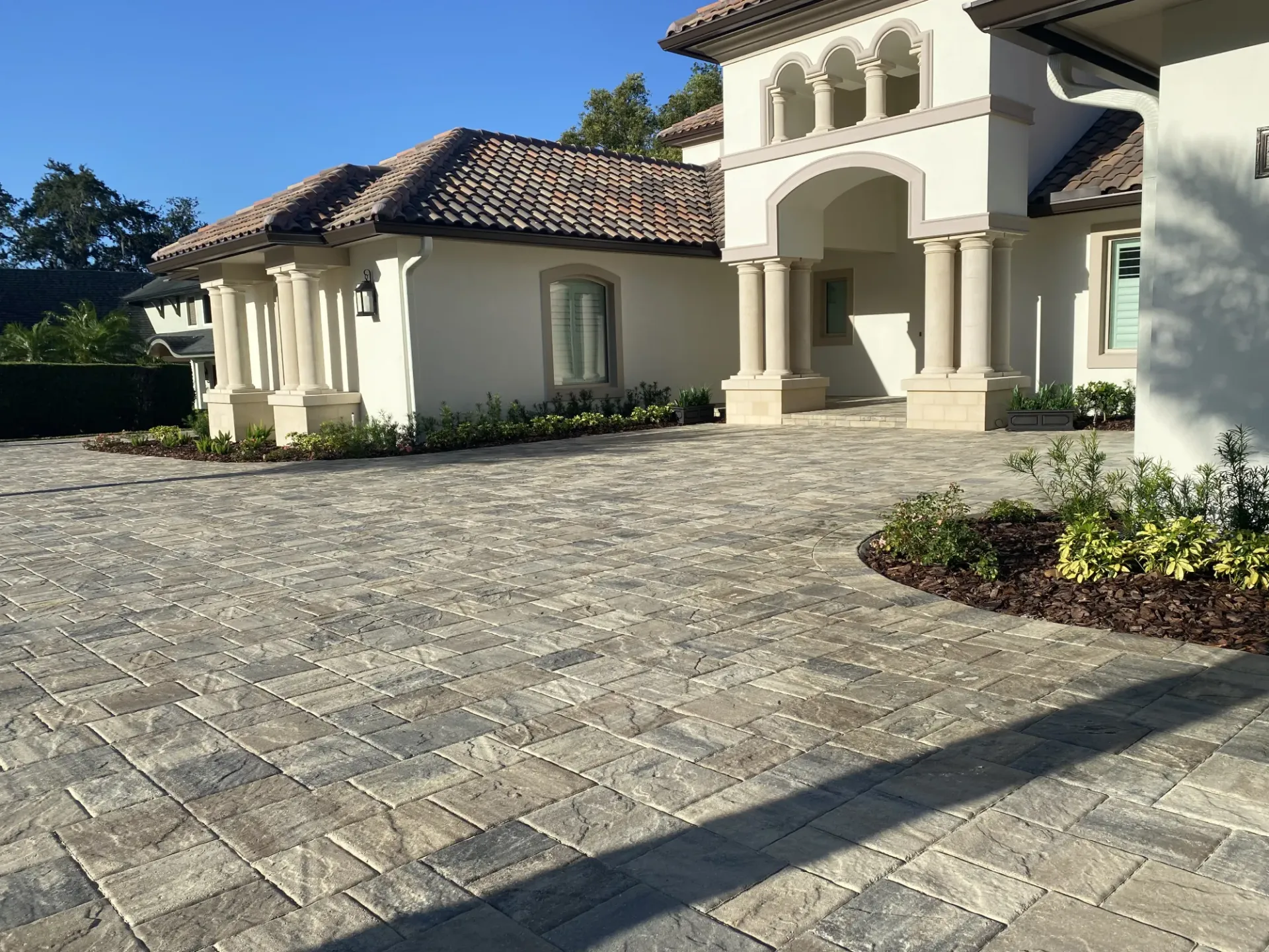 Gallery image 8 — limestone pavers Clermont