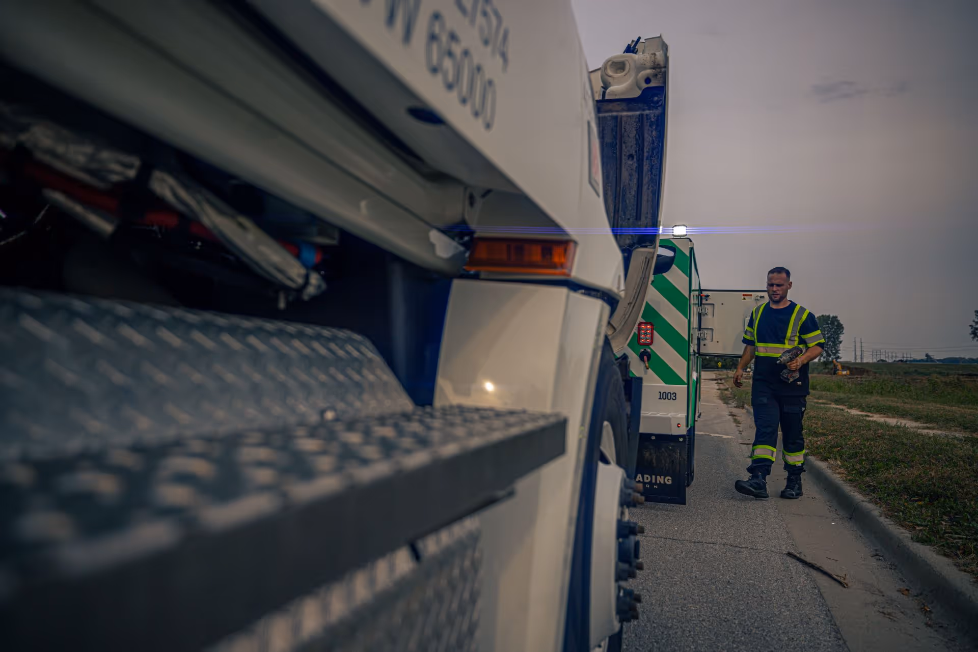 Gallery image 2 — semi truck repair shop Cedar Hill