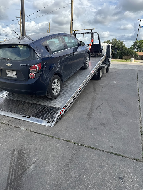 Gallery image 4 — Tow Now