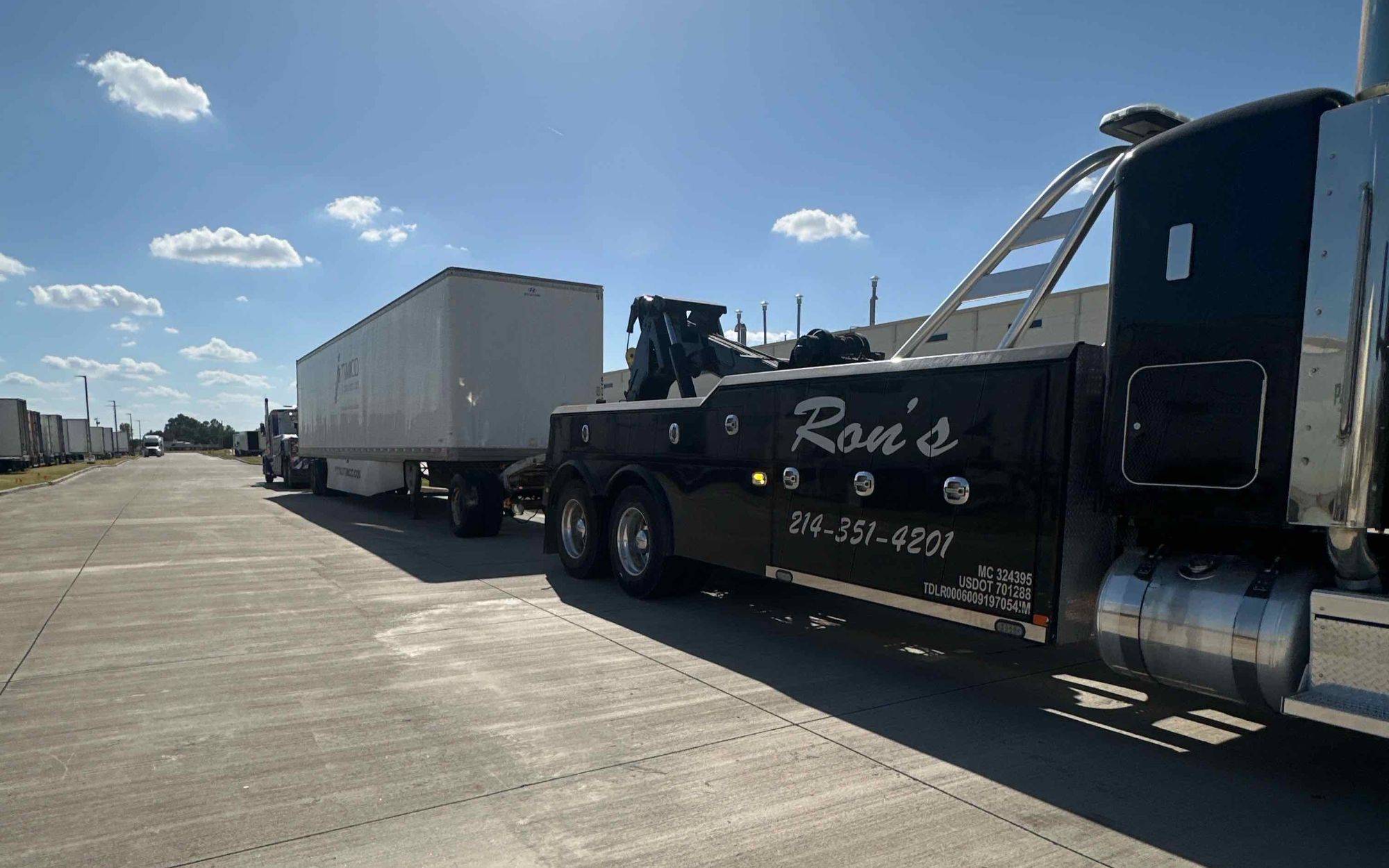 Gallery image 7 — Ron's Towing