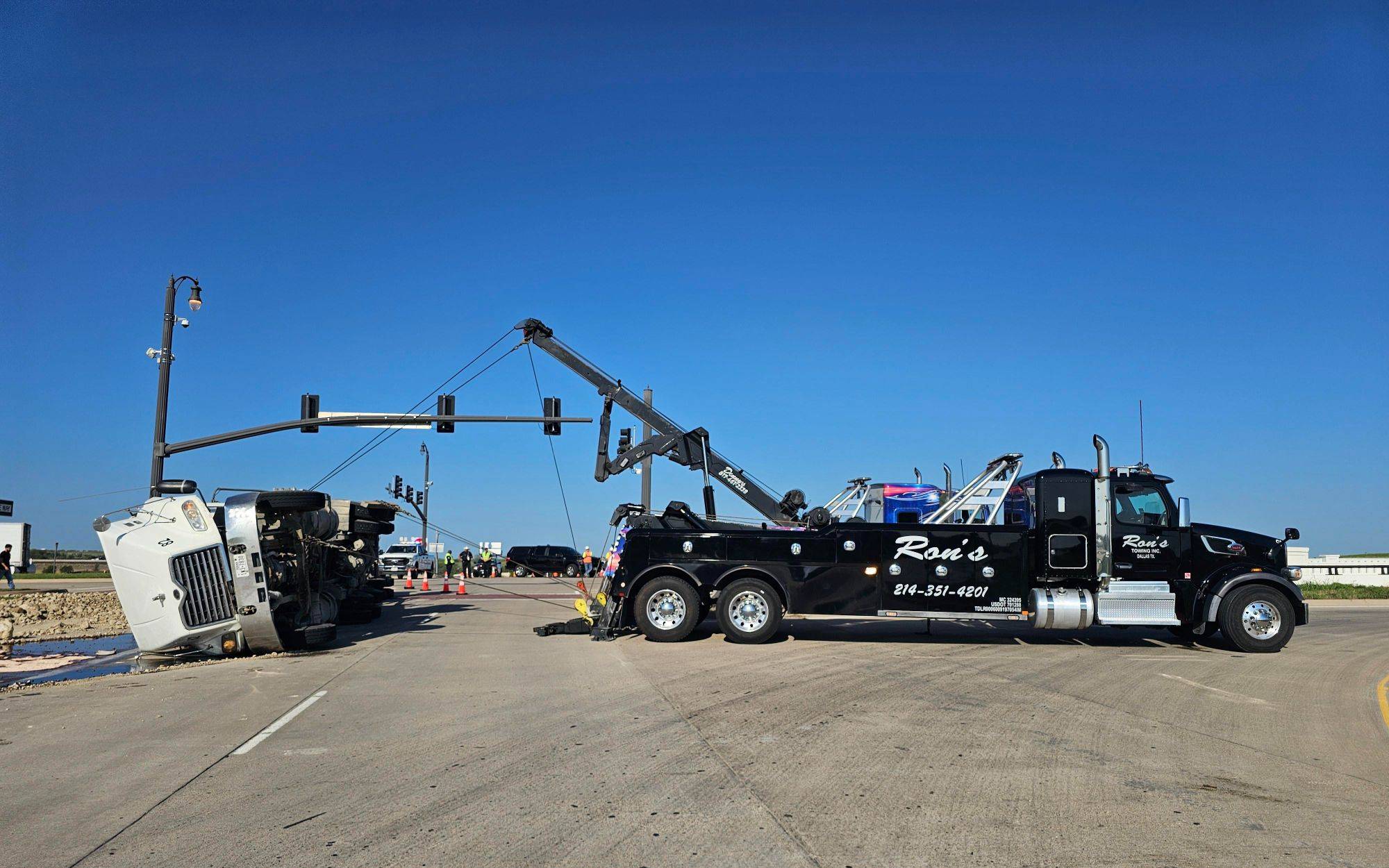 Gallery image 9 — Ron's Towing