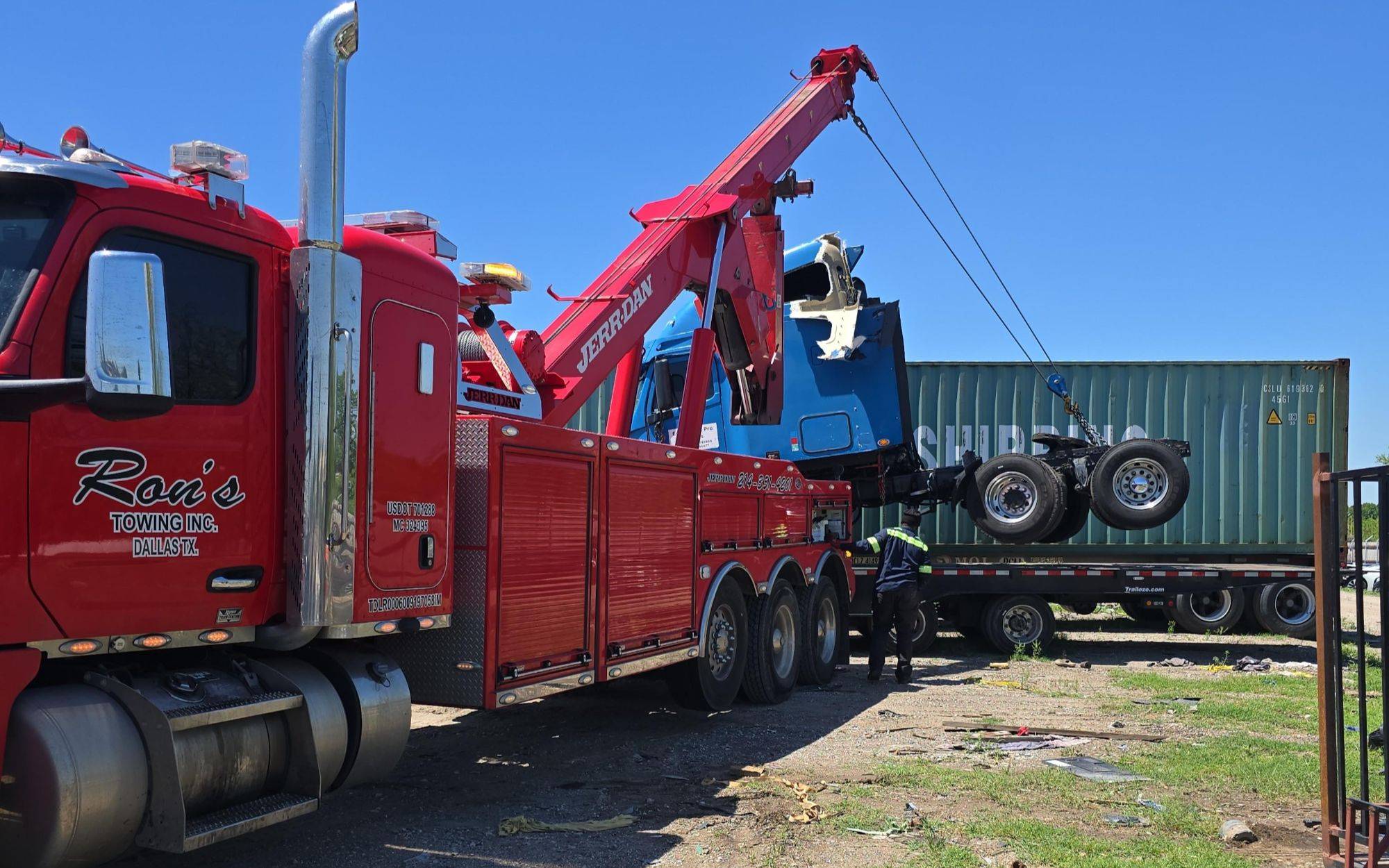 Gallery image 16 — Ron's Towing