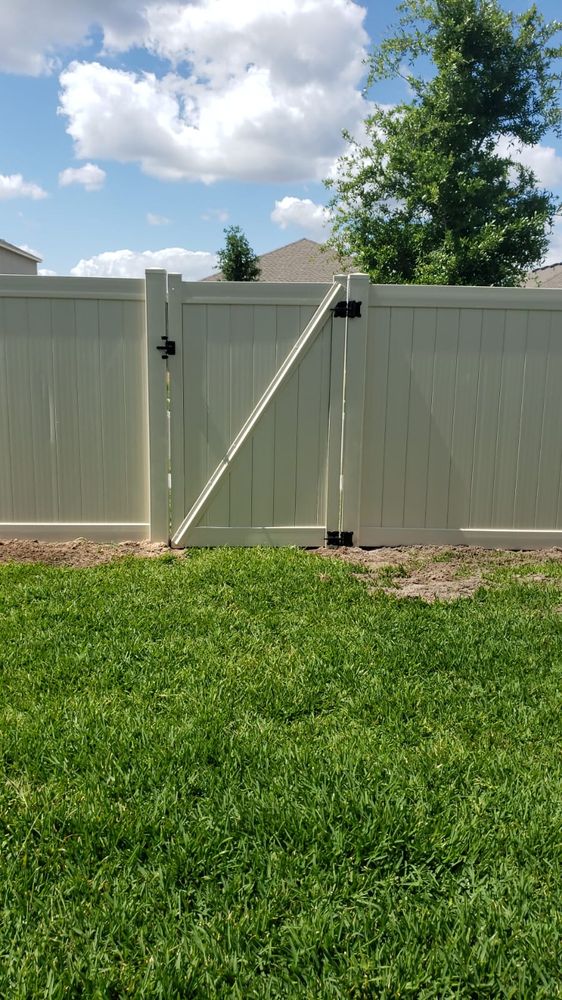 Gallery image 9 — residential fencing Orlando, FL