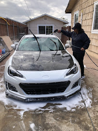 About mobile car detailing near me