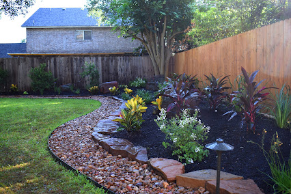 Gallery image 3 — wood and metal fencing San Antonio