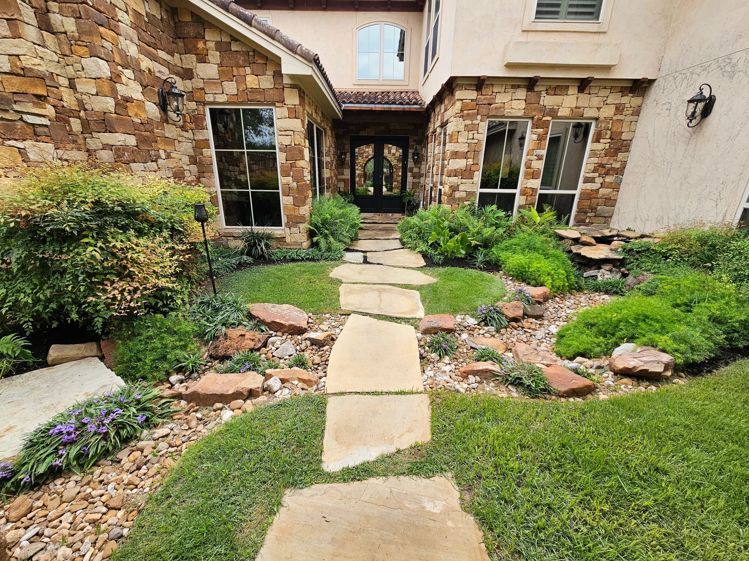 Gallery image 6 — best landscaping company in Texas