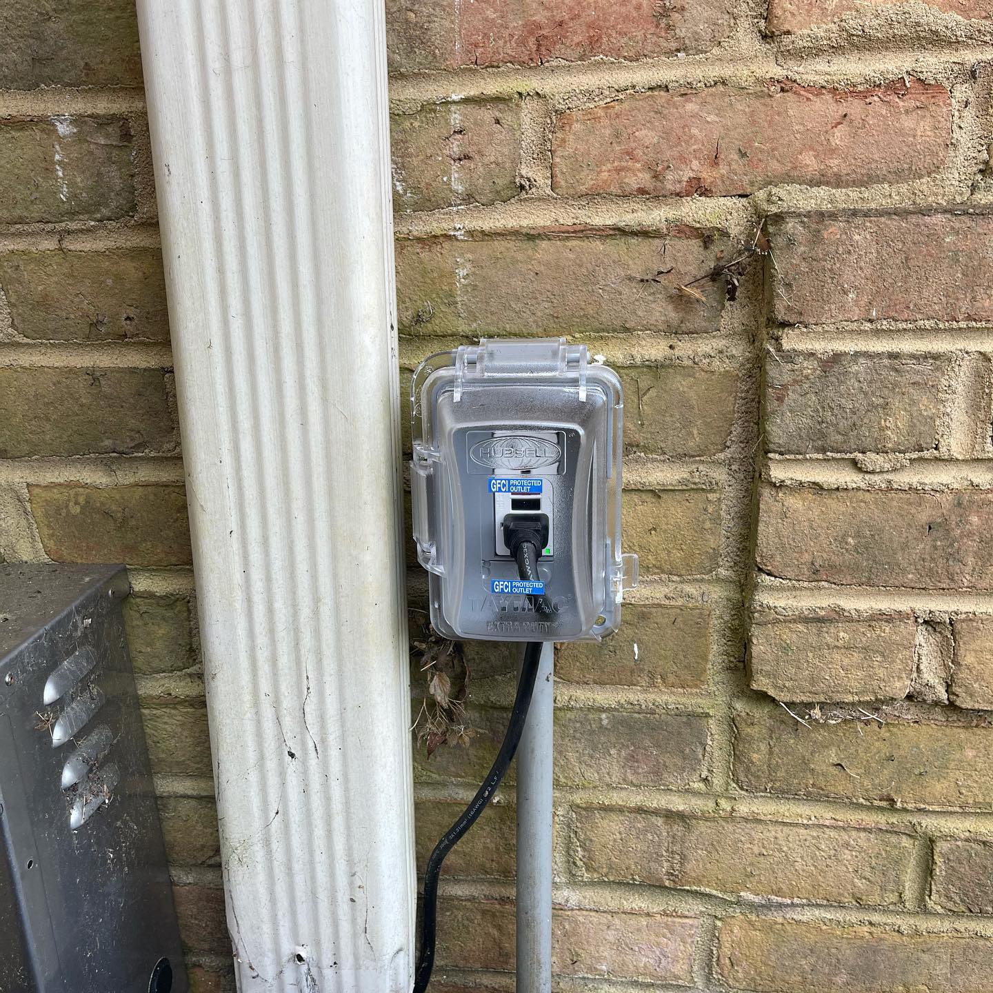 Gallery image 1 — fuse replacement Los Angeles