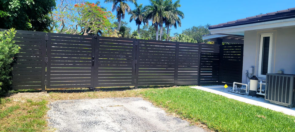Gallery image 1 — fence replacement Miami