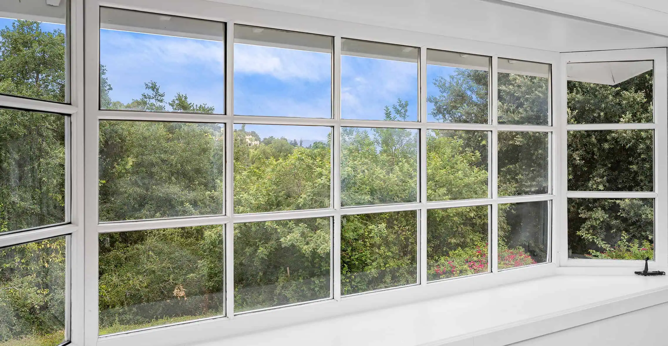 Gallery image 6 — emergency solar repair %AREA%