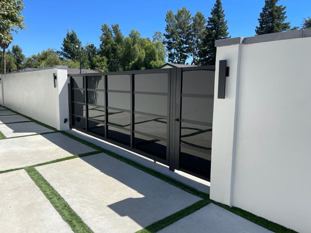 Gallery image 9 — aluminum privacy fence South Florida