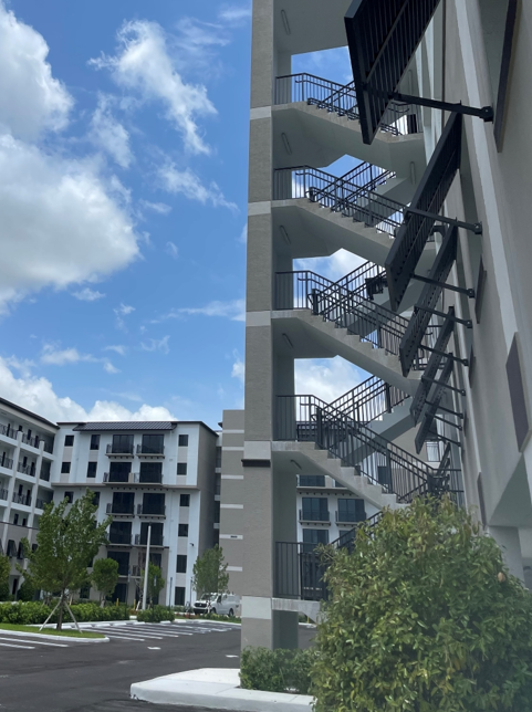 About custom canopy fabrication in Hialeah