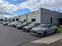 About Porsche service Orange