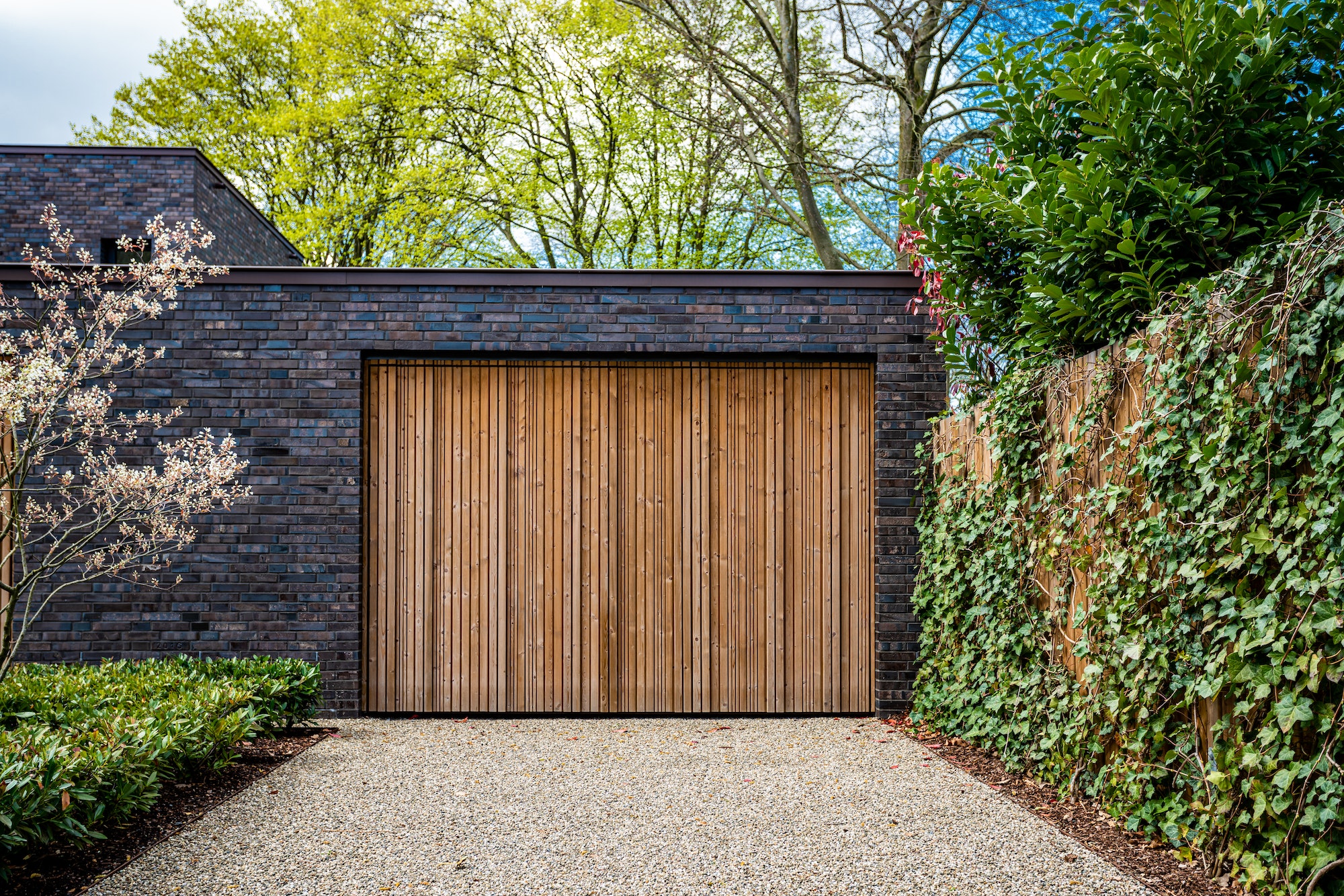 best garage door company in Los Angeles