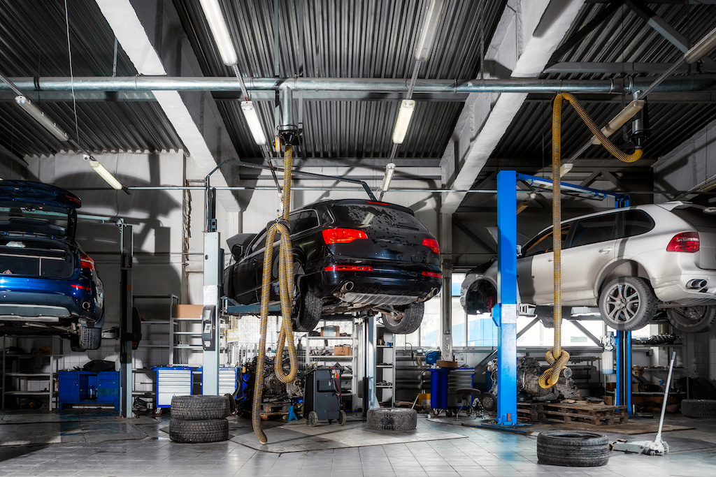 Gallery image 1 — battery replacement %AREA%