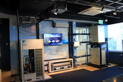 Gallery image 6 — rooftop HVAC units Daikin Applied Solutions Plaza