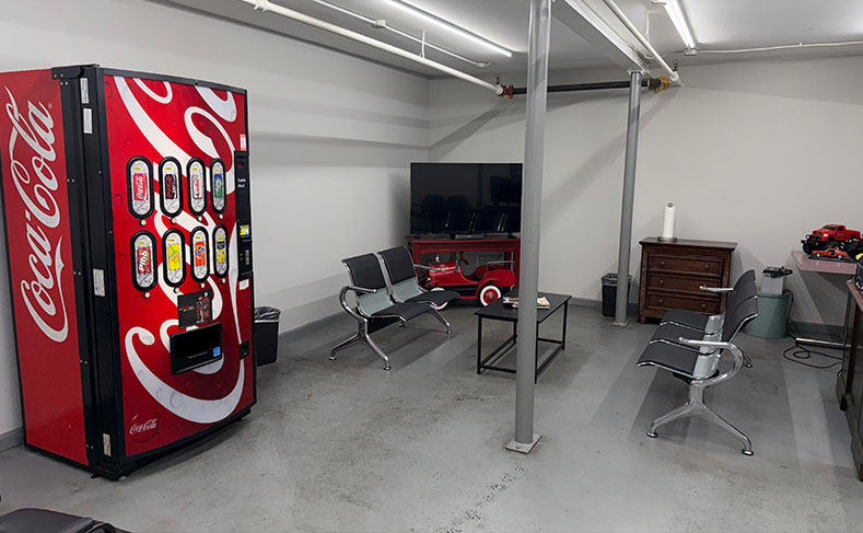 Gallery image 8 — fleet maintenance in Cobb Pkwy