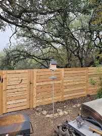 About chain link fence Karnes County