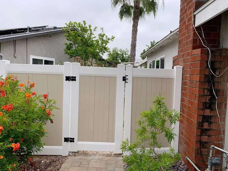Gallery image 5 — low maintenance vinyl fencing San Diego