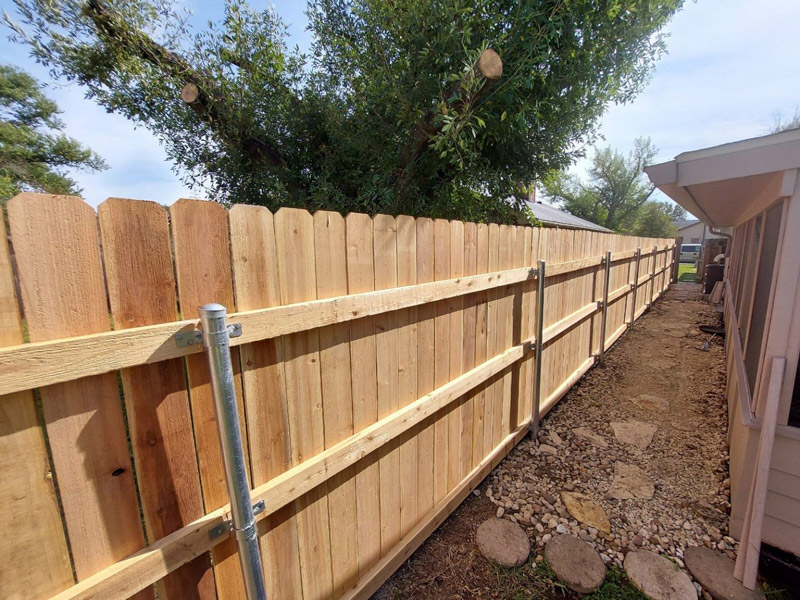 horizontal fence in Austin