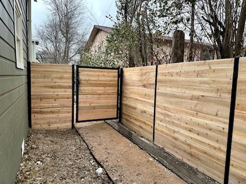 fence contractors near me