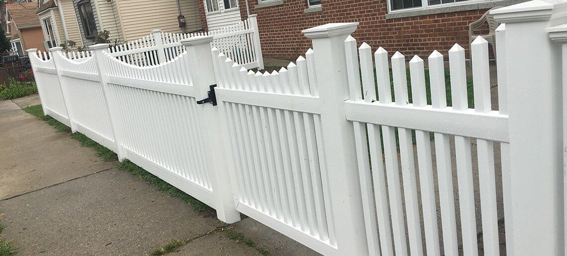 Gallery image 2 — fence posts and fittings in Manhattan, NY