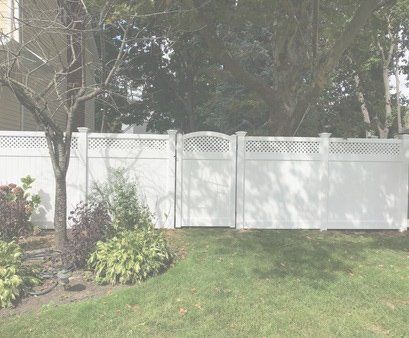 vinyl fence installation in Brooklyn