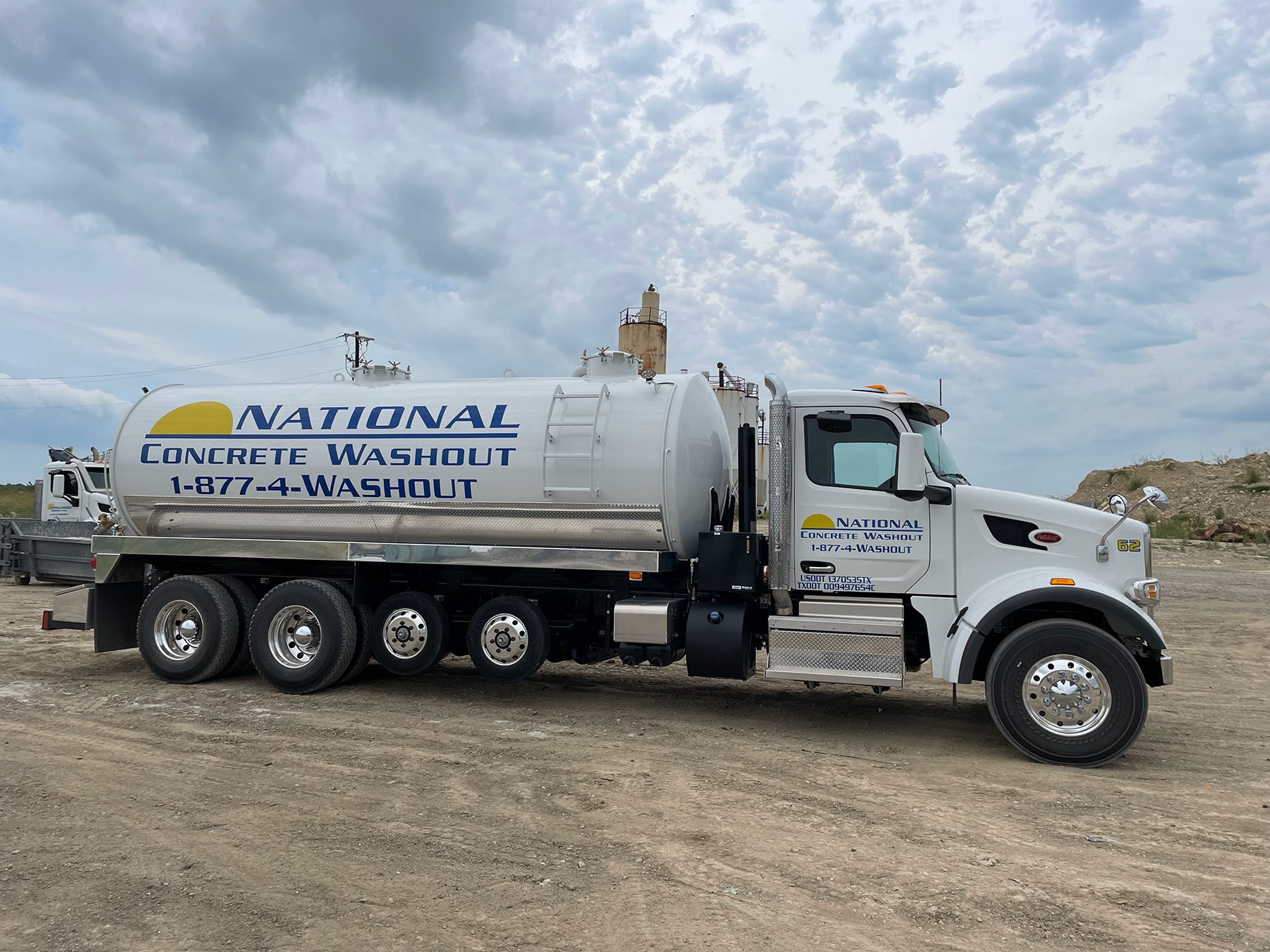 Gallery image 4 — portable concrete washout bins Florida