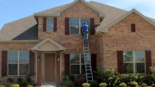 Gallery image 3 — window cleaning in Dallas