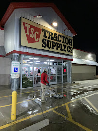 About trash can cleaning service Dallas