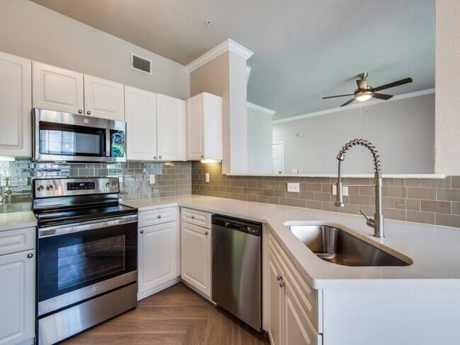 Gallery image 5 — experienced move out cleaning crew in Spring