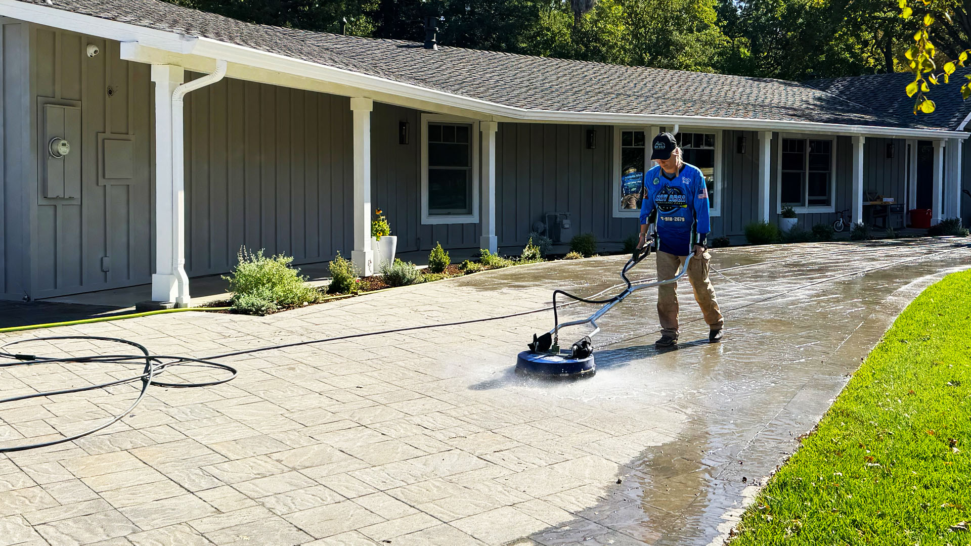 driveway high-pressure cleaning Pleasanton
