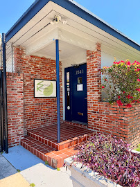 About pressure washing commercial buildings South Florida