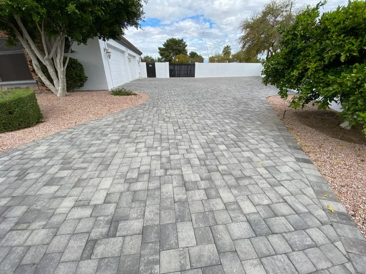 Gallery image 1 — Flor Landscaping