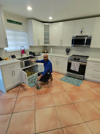 About roach exterminator Miami