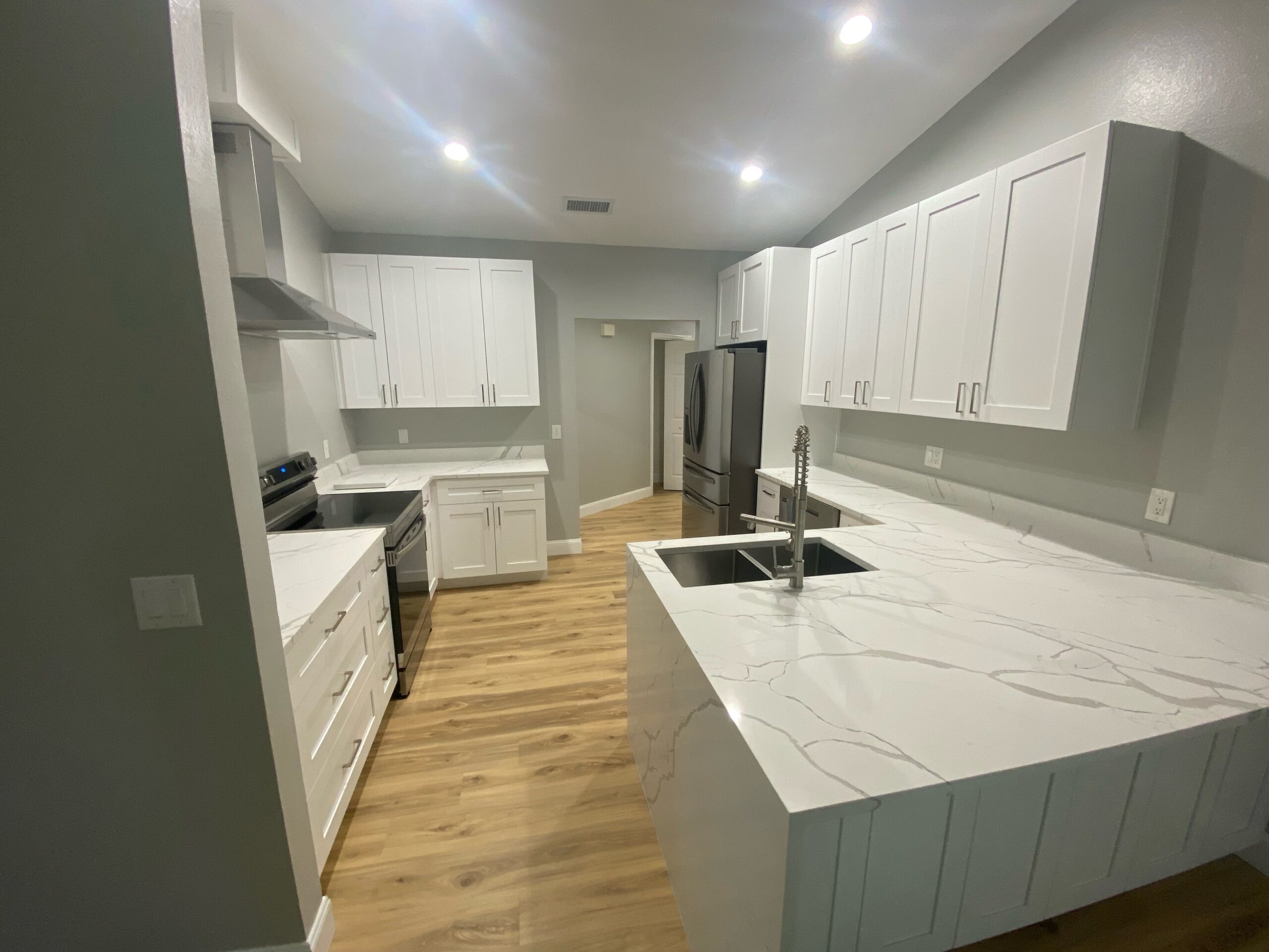 Gallery image 13 — emergency board up services Tampa