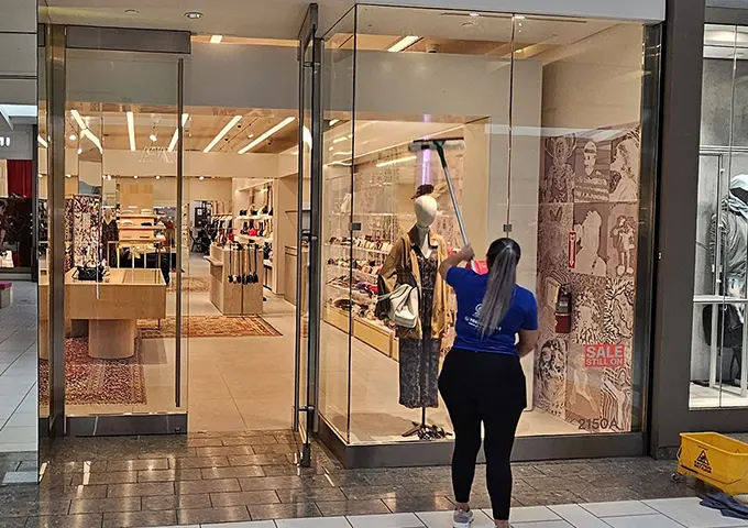 Gallery image 6 — limpieza post construcción en Miami