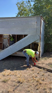construction debris removal %AREA% photo