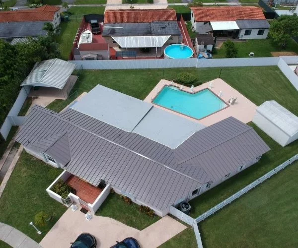 roof repair South Florida photo