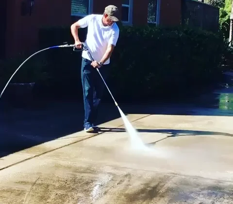 lawn care services Orlando photo
