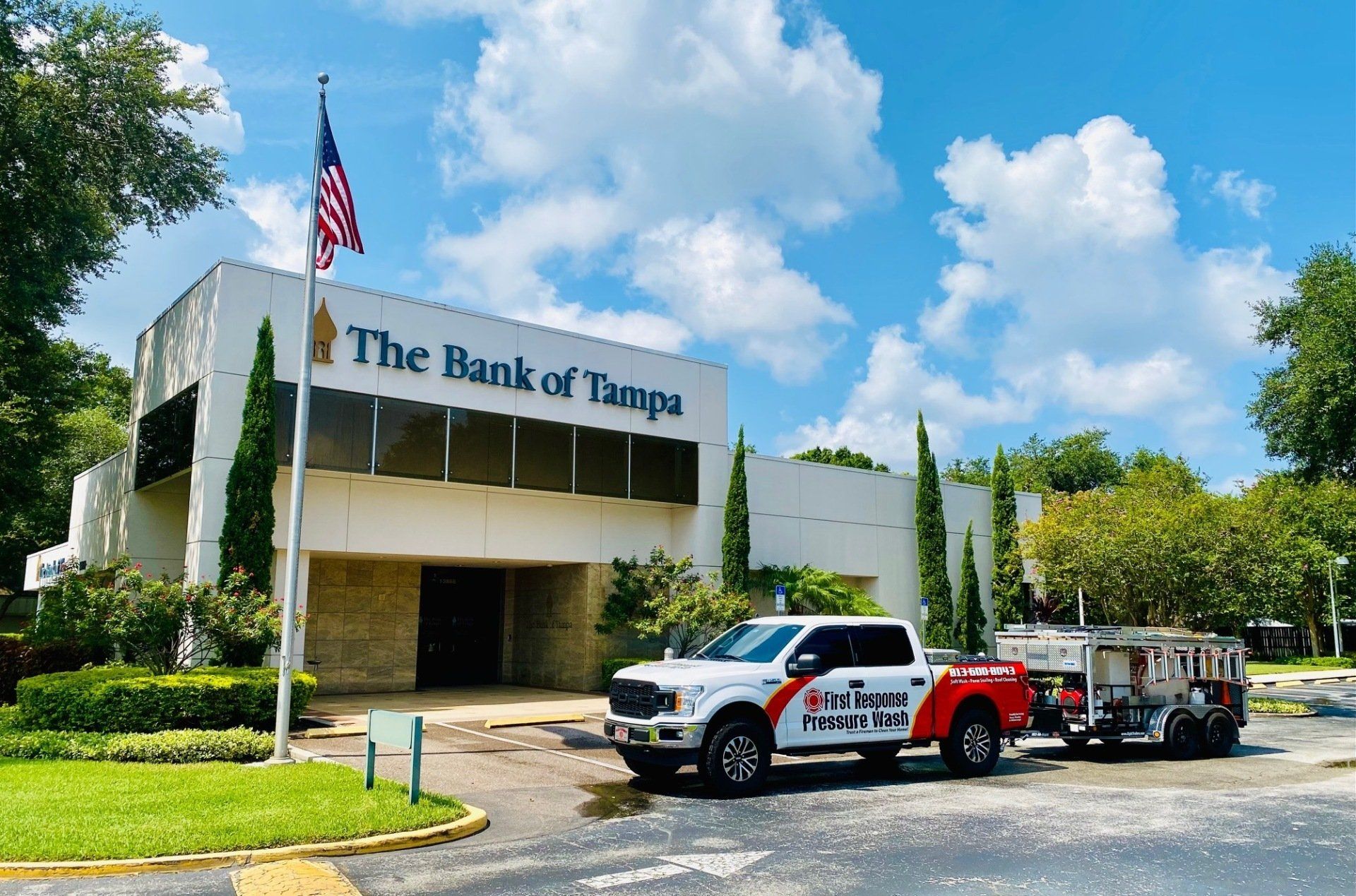roof cleaning Tampa photo