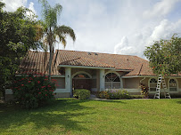 gutter cleaning L & L MANAGEMENT SERVICES LLC photo