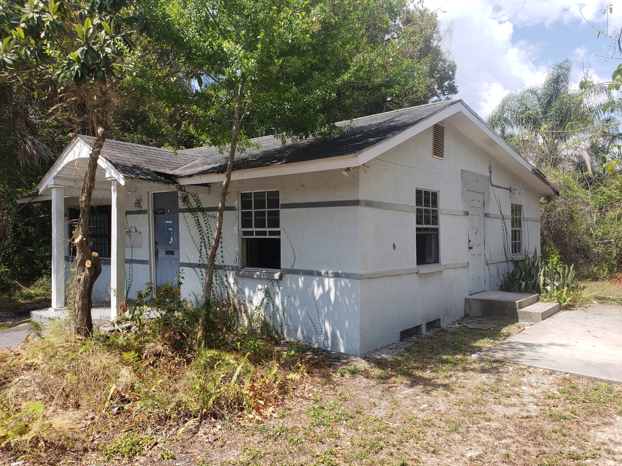 demolition contractors in Tampa photo